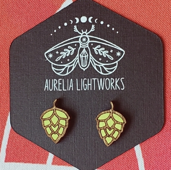 Laser cut hops earrings - Picture 11 of 11